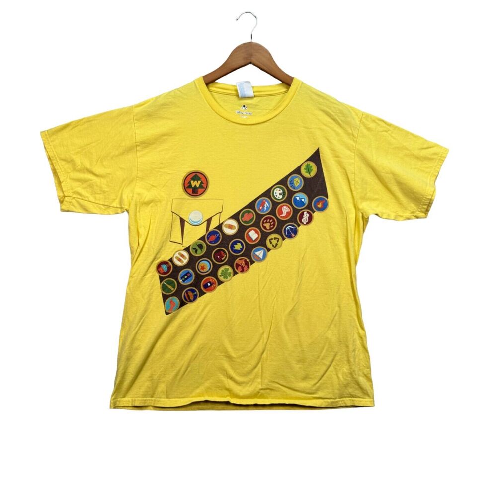 Pixar Movie UP Disney Collectors Badges Scout Yellow Rare T Shirt Men's L
